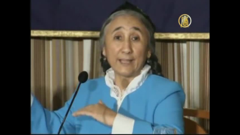 Уйгурских женщин принудительно отправляют в китай