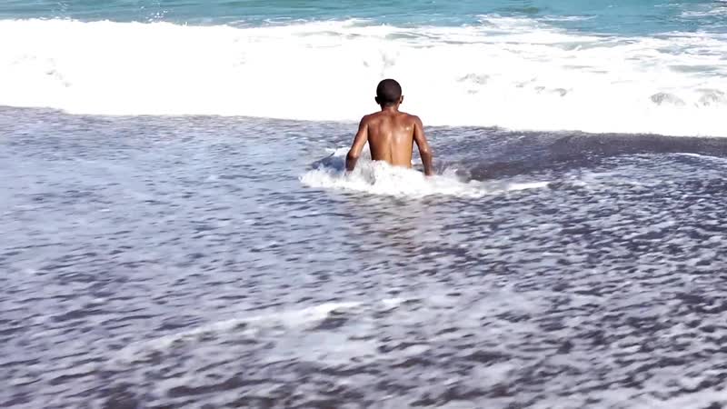 Bloody beans / loubia hamra (algeria, france, 2013) dir narimane mari