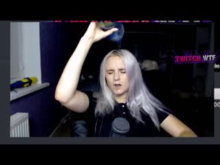 [twitch wtf] топ моменты c twitch | оляша о сливе 😲 | кот напал | код автора brff