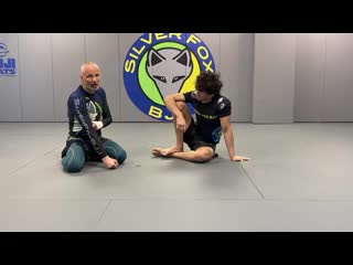 Karel "silver fox" pravec 11 rollwiththefox split guard 2 triangle, omoplata