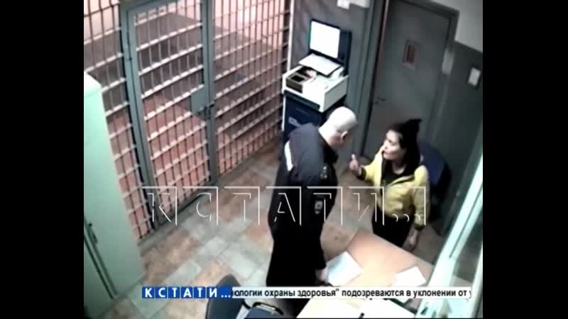 Матч реванш полицейского и пьяной дебоширки окончился проигрышем полиции