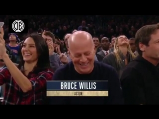 David duchovny bruce willis and kevin hart at madison square