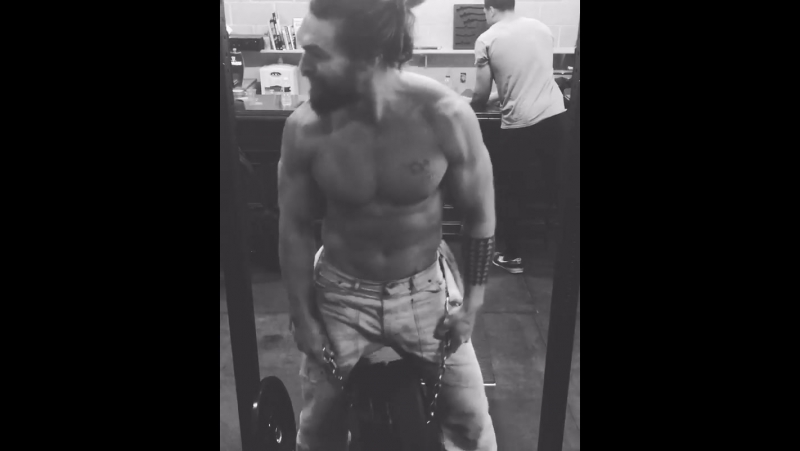 Джейсон момоа тренироа к лс