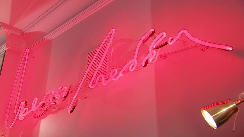 Kvartirny vopros ot 22 12 2018 okean lyubvi spalnya neon boutique