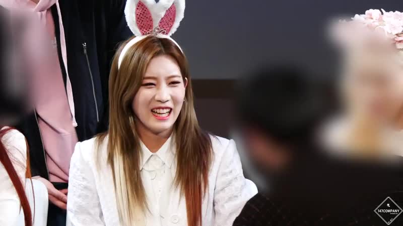 [190317] loona @ фансайн «guro»