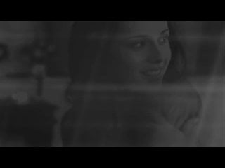 Mackenzie foy as renesmee cullen