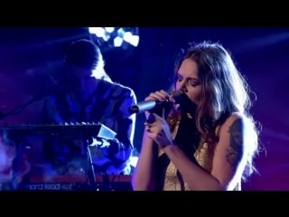 Tove lo talking body (live on skavlan)