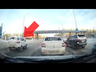 Ford ecosport т947хе72 по встречной на азс