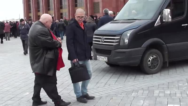 Барецкий на похоронах тесака {6 10 2020}