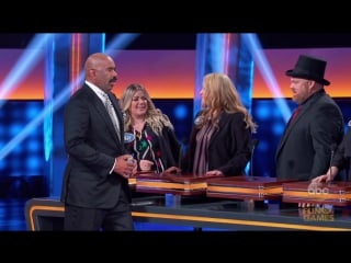 Celebrity family feud
