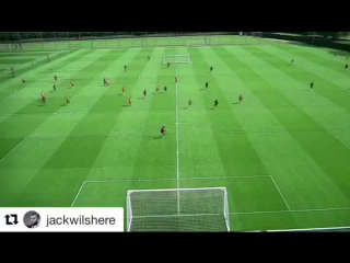 Jack wilshere scores a spectacular lob over petr čech in arsenal training