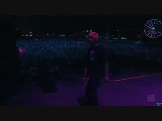 Выступление a$ap rocky с новым треком «shittin me» на фестивале «camp flog gnaw» [новая школа]