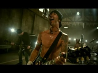 Godsmack cryin like a bitch!! (2010)