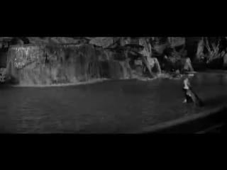Федерико феллини "сладкая жизнь/la dolce vita" (1960 год) фрагмент (фонтан треви/la fontana di trevi)
