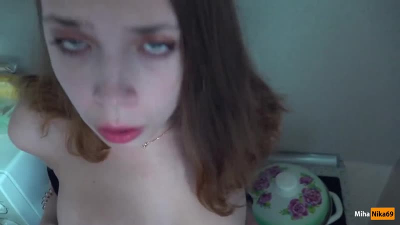 Пожарили porn video – Я хотела пожарить картошку, но пожарили меня mihanika69 [порно, секс, трахает, русское, инцест