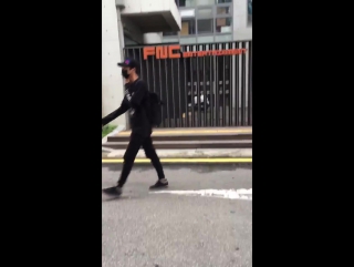 [fancam] 160908 sf9 outside fnc building