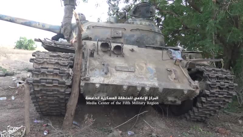 #حجة الجيش الوطني يستعيد اسلحة ثقيلة من المليشيا بينها دبابة وعددمن المدافع وينتزع اكثر من الفين لغم