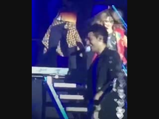 Soy luna live karol erra ao falar chico fragola em italiano