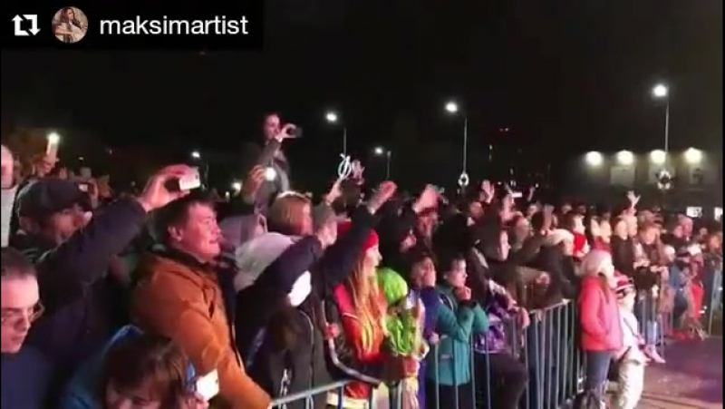Maksim music ru#repost @maksimartist (@get repost) ・・・ пляшем песни поем, во работтенка😜😅😈
