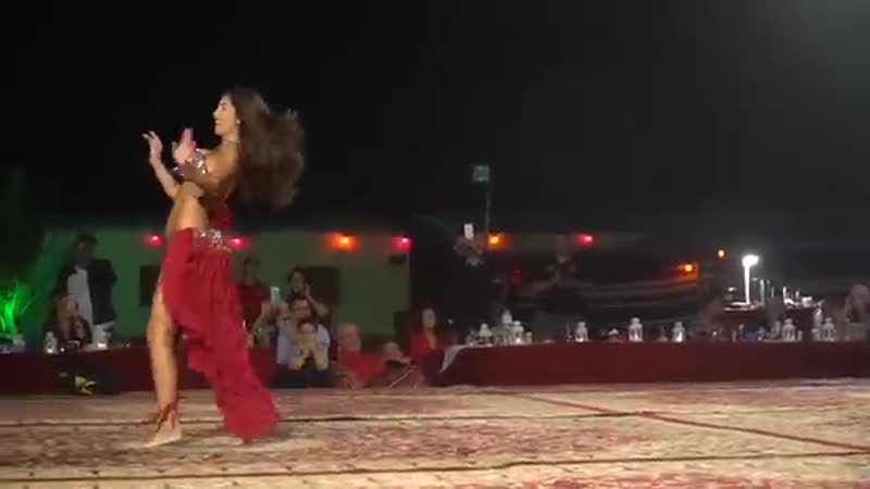 Dubai desert safari belly dancing