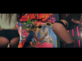 Tyga bouncin on my dck booty twerk choreography by lesssi (1)