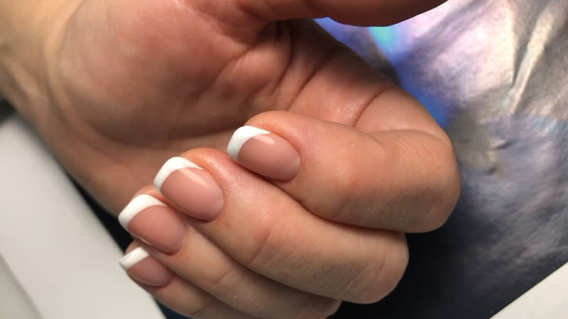 Маникюр + гель лак (френч)