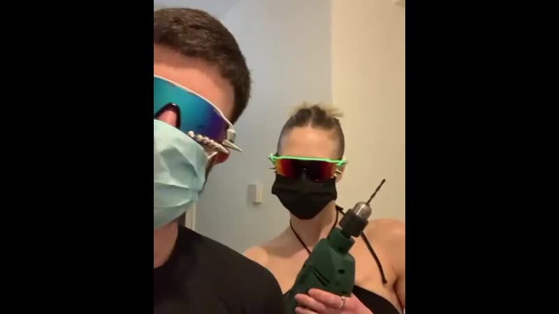 Vetements x oaklay flashback