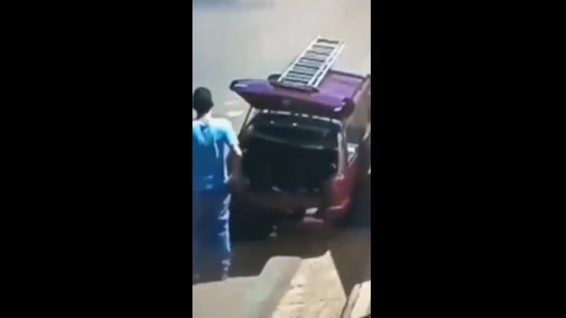 Похвалил себя