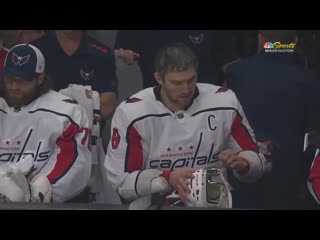 Ovi casually throwin' flames on the pine