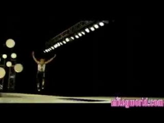 Shake it music video miley cyrus and max azria (walmart)