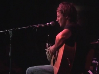 Ben howard three tree town (live @ «these waters tour» «the glee club»)