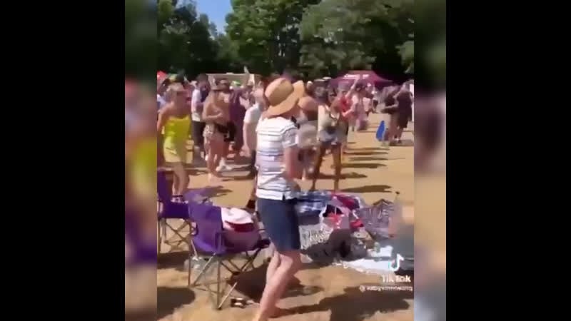 Эцилоппы её величества боже, храни мелкобританию