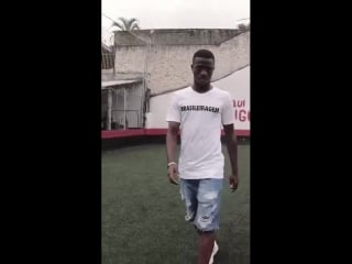 Vinicius junior fez um vídeo de despedida ao flamengo