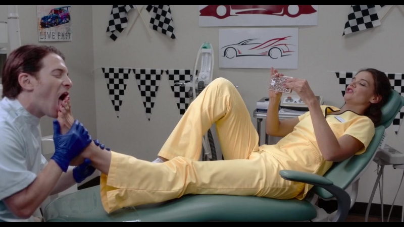 Футфетиш дорогой диктатор