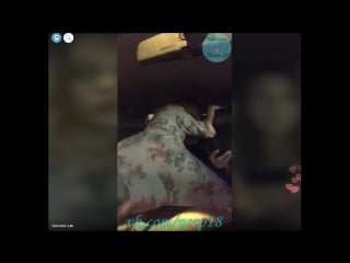 Красивая девушка в машине потрясла попкой periscope перископ