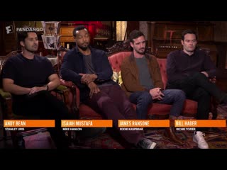 It chapter two cast loses their cool remembering a “graphic scene“ ¦ exclusive interview ¦ fandango