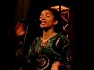 Nneka beautiful live