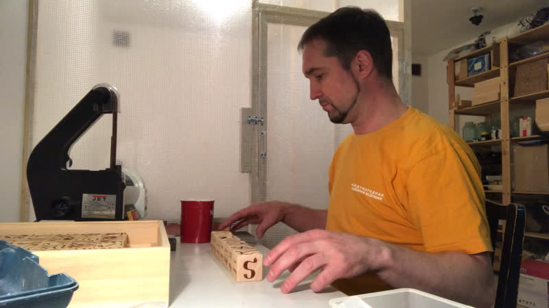 Работаем! ✌️😉 шлифуем, монтируем фурнитуру