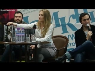 Алина ланина на презентации фильма "защитники" (2017)