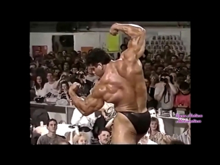 Lou ferrigno guest posing @ fibo 1993