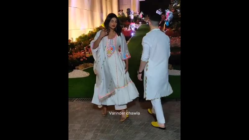 Подтвержденный #priyankachopra #nickjonas for #ishaambani holi celebrations in mumbai today