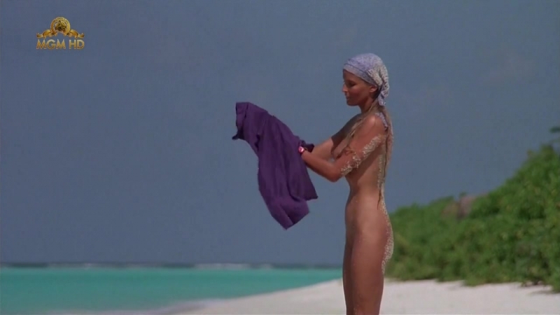 Бо дерек (bo derek) голая в фильме «призраки этого не делают» (1989)