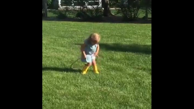 Какое владение снарядом! )