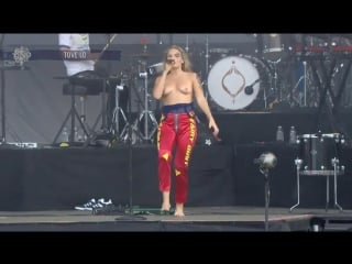 #tove lo talking body live at lollapalooza chicago( 06 08 2017 )