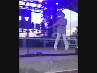 Lany, chasing malibu nights