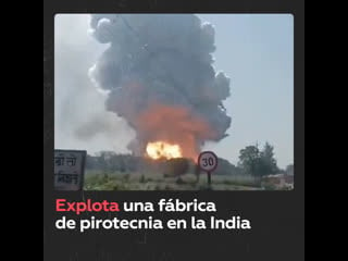 Incendio en una fábrica de fuegos artificiales en india deja víctimas mortales