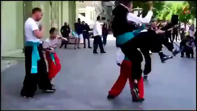 Боевой гопак шах и мат, москалики!