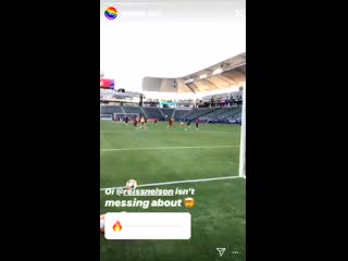 Video reiss nelson scores a worldie during this evening’s arsenal open training session in los angeles [ig story copa90] afc