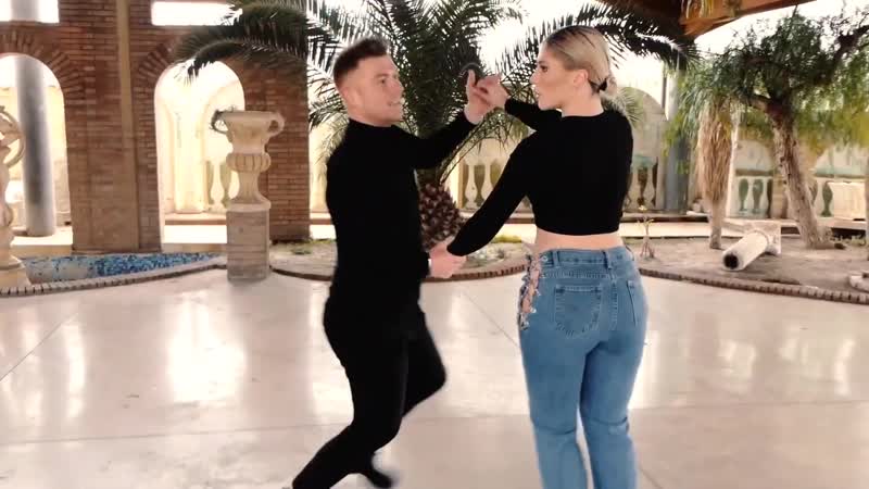 Giuseppe zaccaro and giada di carlo bachata dancing in hotel tenuta cipriano, torremaggiore