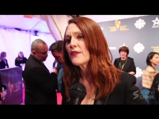 Julianne moore mentions kristen stewart at canadian screen awards 2015